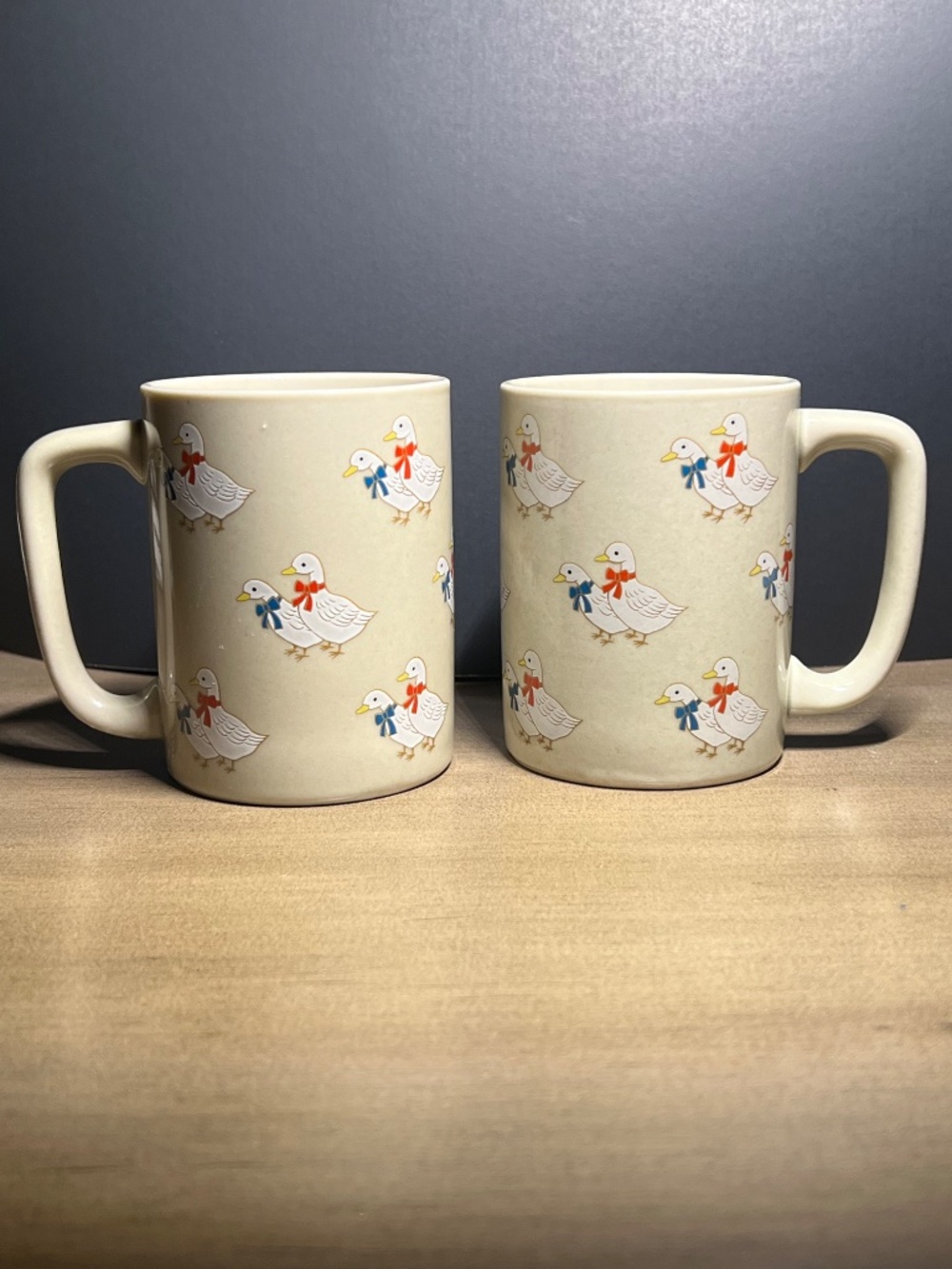 2 Vintage Otagiri Japan Coffee Mug Country Geese with Red & Blue Bows  Retro 80s